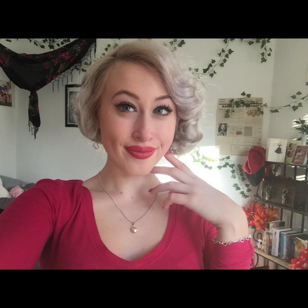 Meet your Posher, Dominika